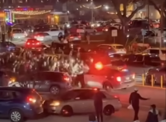 Massive RIOTS In Austin, Texas! Police ATTACKED! Fires On The STREET! Traffic SHUT DOWN! – Patrick Humphrey News