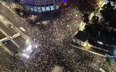 Massive protest in Israel calling for ousting of Netanyahu and immediate ceasefire.