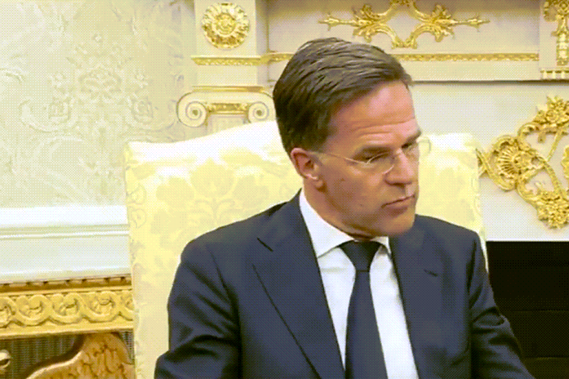 I Know How To Cover Up The Dollar Collapse – Start WWIII – NATO Chief Mark Rutte at White House: “Really Big (U.S.) Decision to ARM UKRAINE”