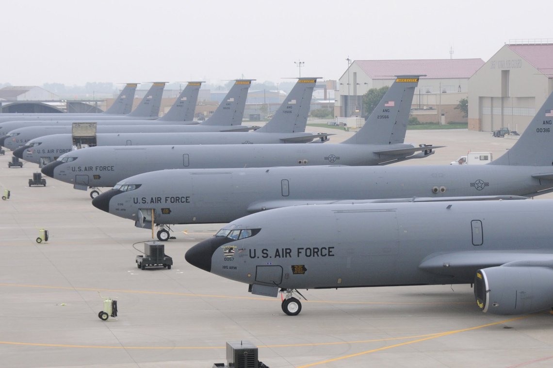 Unusual Air-Refueling Tanker SURGE over Pacific After Iran Says “Expect the end of Israel, tonight”
